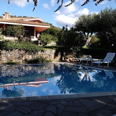 A Casa Di Angela B&B Carbonia Bagian luar foto