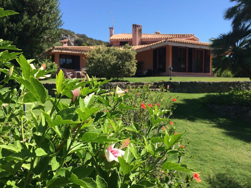 A Casa Di Angela B&B Carbonia Bagian luar foto
